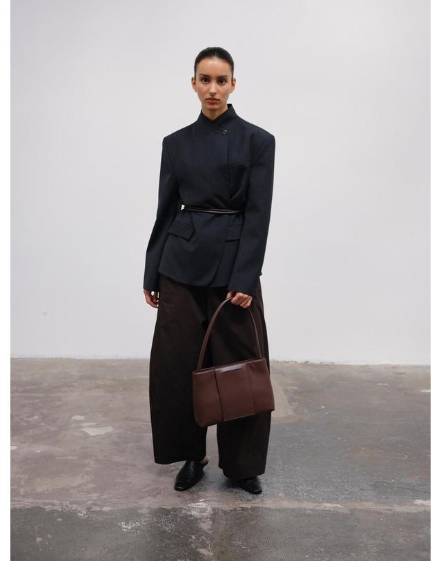 올랜드 올랜드 베이직 미니멀 비건레더 숄더백 57154215706959 VEGAN LEATHER - CHOCOLATE 브라운 착용컷