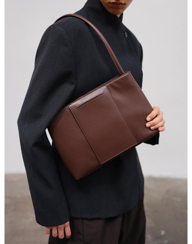 올랜드 올랜드 베이직 미니멀 비건레더 숄더백 57154215706959 VEGAN LEATHER - CHOCOLATE 브라운 착용컷