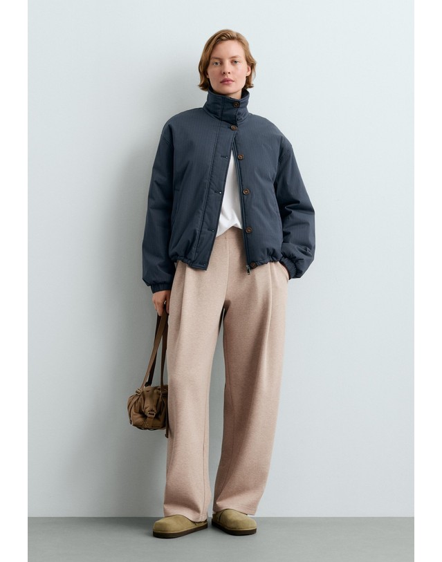 오이쇼 오이쇼 플리츠 와이드 피케 코튼 팬츠 5695/926/758 SOFT MINK 베이지 착용컷