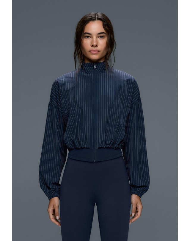 오이쇼 오이쇼 핀스트라이프 테크니컬 자켓 6475/332/408 NAVY BLUE 네이비 착용컷
