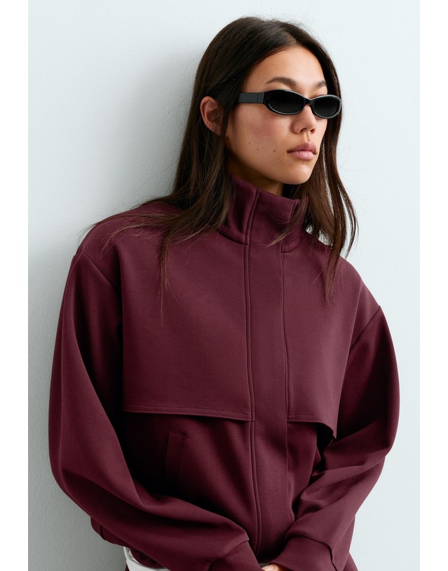 오이쇼 오이쇼 하이넥 케이프 디테일 집업 자켓 6911/990/606 BURGUNDY 레드 착용컷