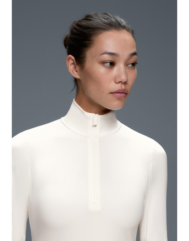 오이쇼 오이쇼 써멀 베이스레이어 긴팔 티셔츠 0231/890/251 WHITE 화이트 착용컷