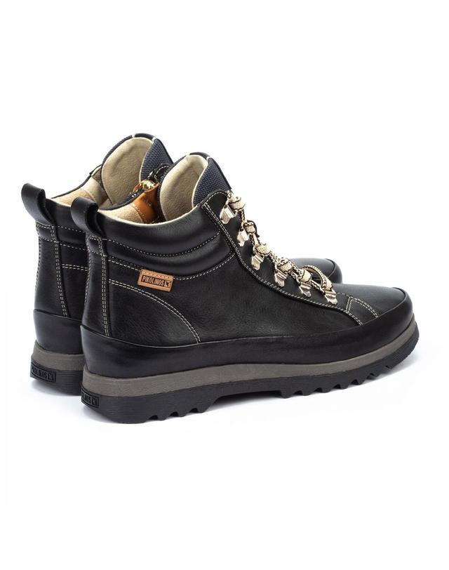 피콜리노스 피콜리노스 트레킹 레이스업 앵클부츠 VIGO W3W-8564 BLACK 블랙 착용컷