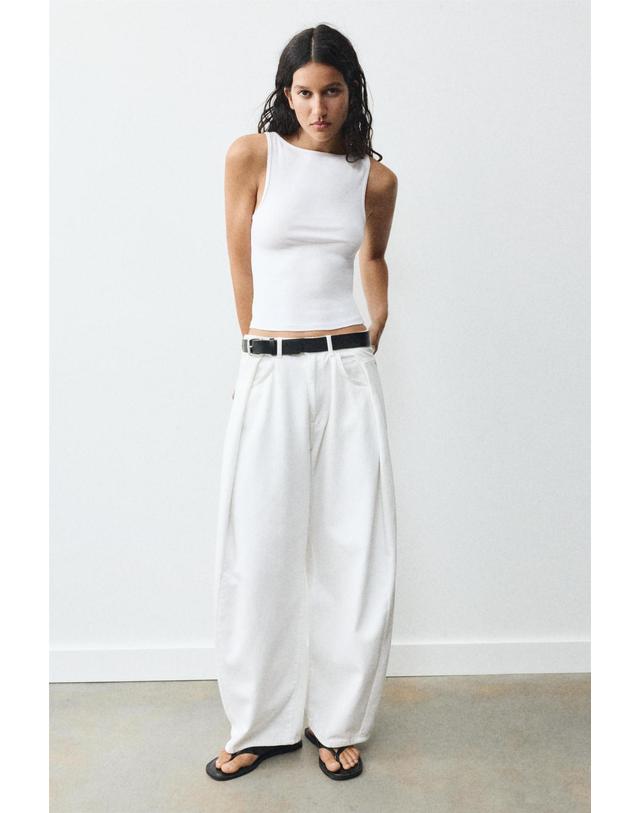 풀앤베어 풀앤베어 보트넥 슬림핏 민소매 탑 3231/308 WHITE 화이트 착용컷