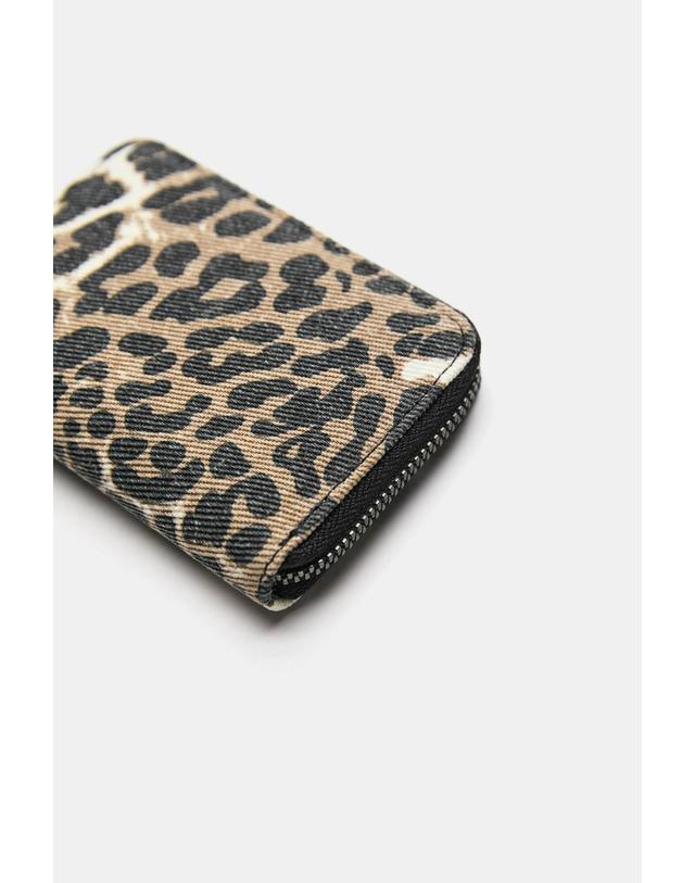풀앤베어 풀앤베어 레오파드 프린트 지퍼 반지갑 4043/840 LEOPARD 멀티컬러 착용컷