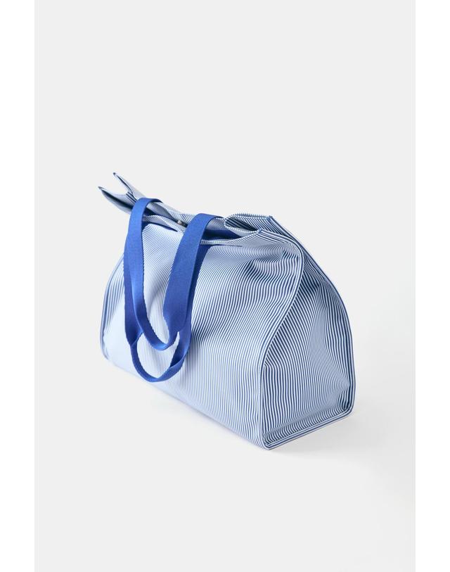 풀앤베어 풀앤베어 스트라이프 롱 스트랩 쇼퍼백 5055/840 BLUE 블루 착용컷