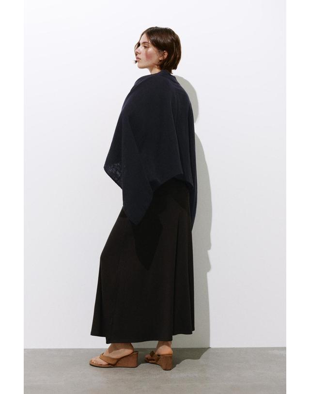 풀앤베어 풀앤베어 볼륨 소매 시폰 기모노 가디건 3721/357 BLACK 블랙 착용컷