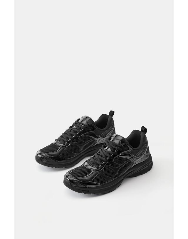 풀앤베어 풀앤베어 청키솔 멀티피스 레이스업 스니커즈 2309/840 BLACK 블랙 착용컷