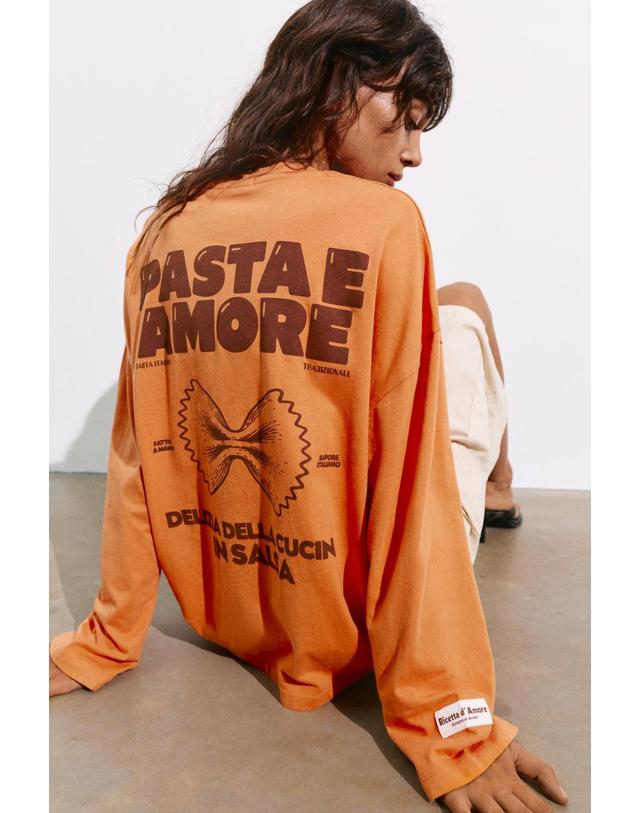 풀앤베어 풀앤베어 라운드넥 푸드 그래픽 긴팔 티셔츠 7231/338 ORANGE 오렌지 착용컷