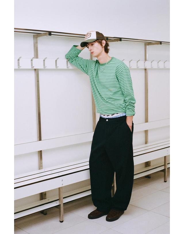 풀앤베어 풀앤베어 스트라이프 라운드넥 면 긴팔 티셔츠 7232/531 GREEN 그린 착용컷