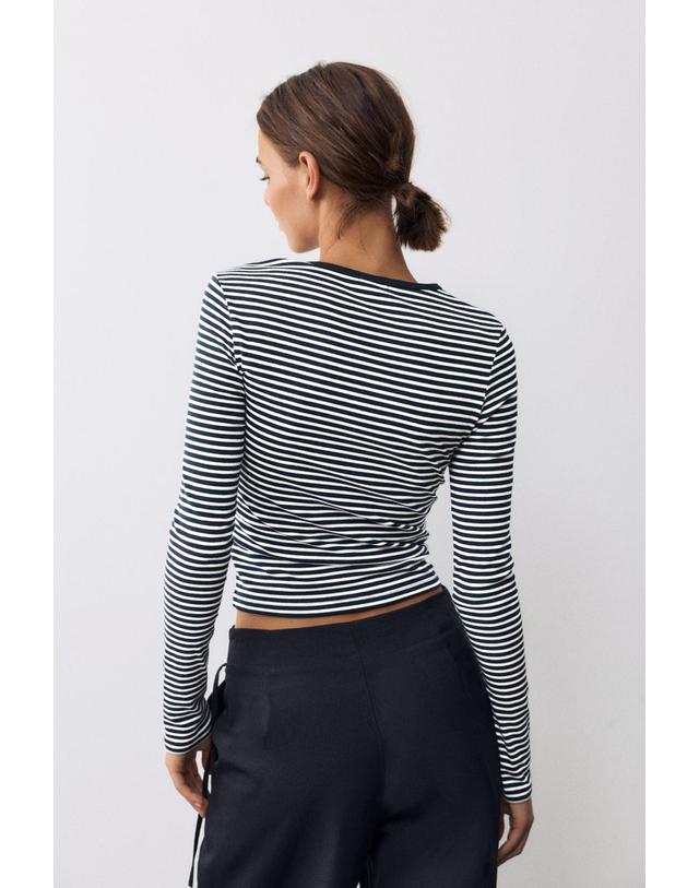 풀앤베어 풀앤베어 스트라이프 슬림핏 긴팔 티셔츠 7230/386 STRIPED 퍼플 착용컷