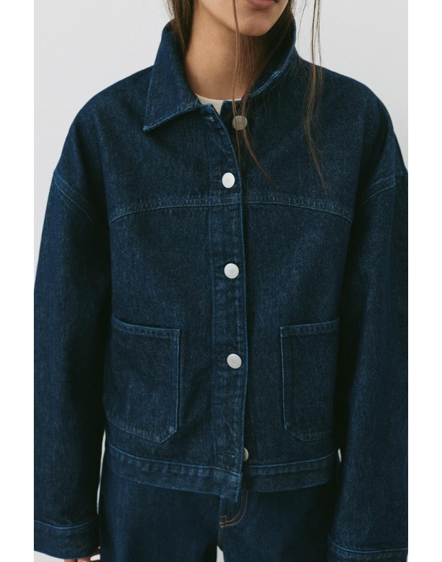 풀앤베어 풀앤베어 박시핏 포켓 데님 오버셔츠 7460/319 NAVY 네이비 착용컷