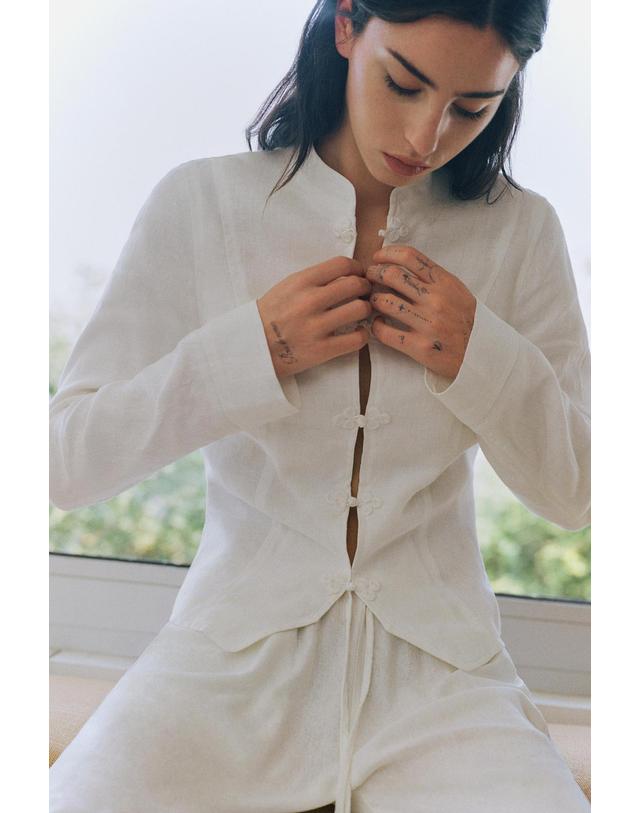 풀앤베어 풀앤베어 린넨 토글 크롭 재킷 7720/366 WHITE 화이트 착용컷