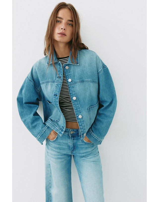 풀앤베어 풀앤베어 박시핏 포켓 데님 오버셔츠 7460/319 PALE BLUE 블루 착용컷