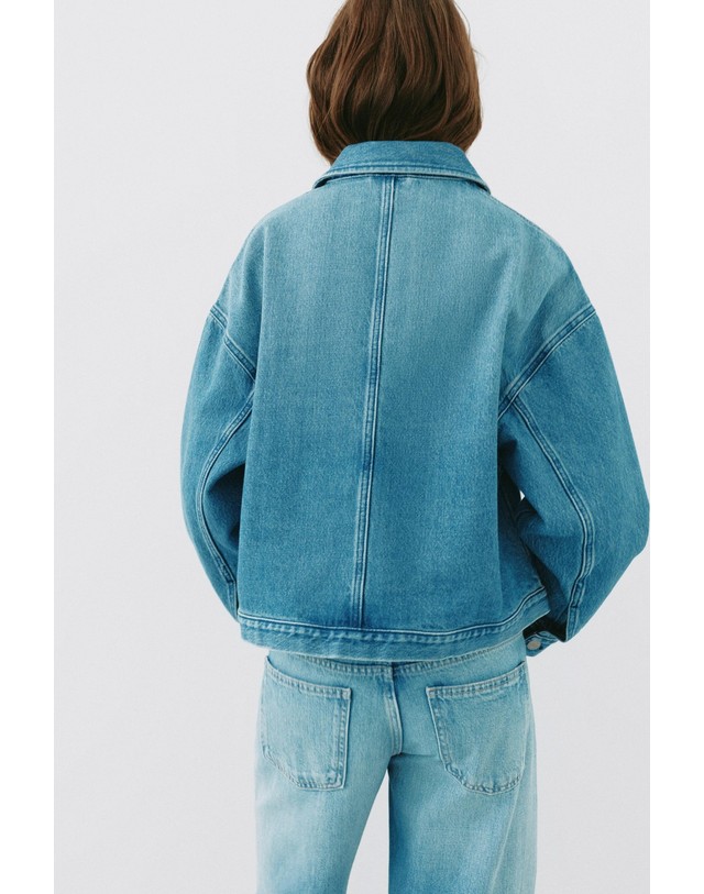 풀앤베어 풀앤베어 박시핏 포켓 데님 오버셔츠 7460/319 PALE BLUE 블루 착용컷