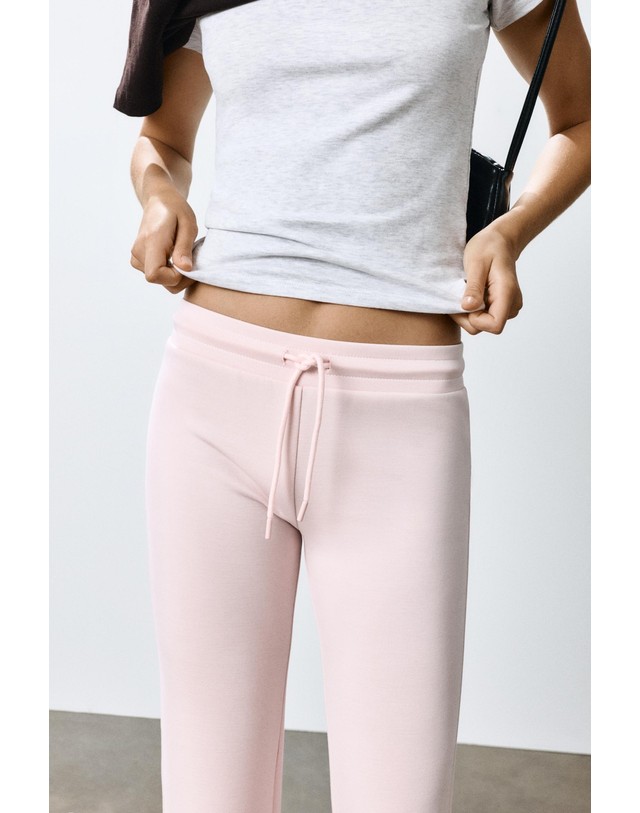 풀앤베어 풀앤베어 모달 드로스트링 플레어 팬츠 7670/320 PASTEL PINK 핑크 착용컷