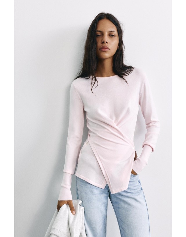 풀앤베어 풀앤베어 라운드넥 크로스 버튼 니트 탑 7540/327 PINK 핑크 착용컷