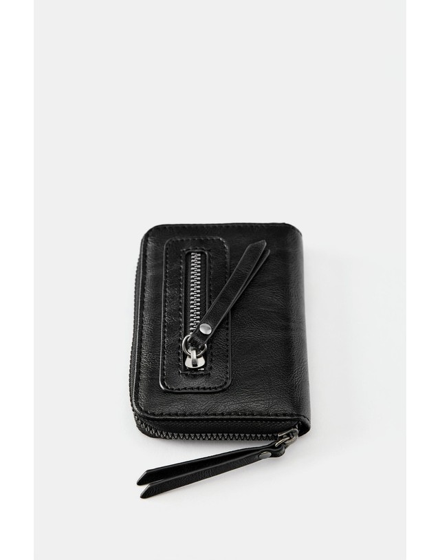 풀앤베어 풀앤베어 지퍼 포켓 반지갑 4158/840 BLACK 블랙 착용컷