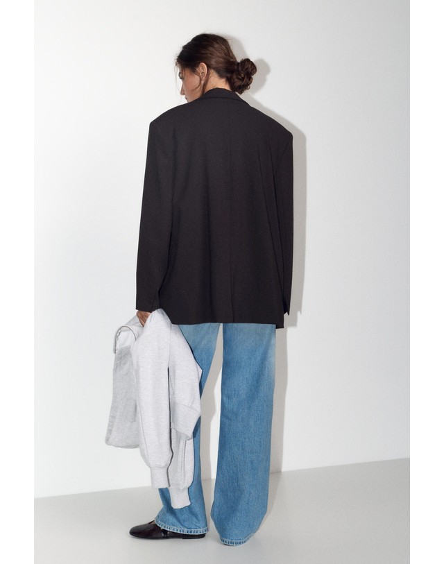 풀앤베어 풀앤베어 더블브레스트 플랩포켓 블레이저 7790/302 BLACK 블랙 착용컷
