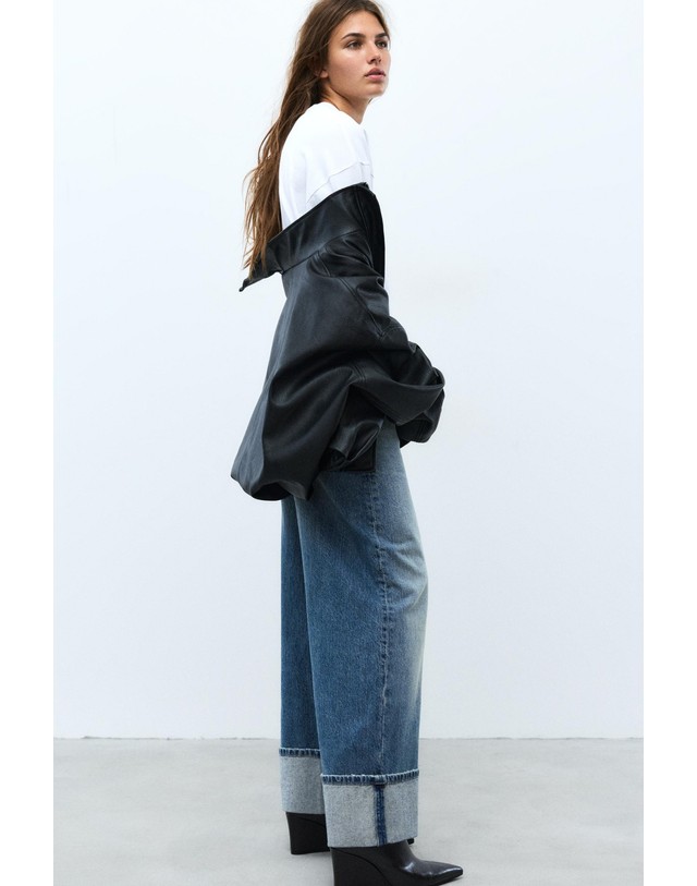 풀앤베어 풀앤베어 턴업 배기핏 와이드 청바지 7660/318 MEDIUM BLUE 블루 착용컷