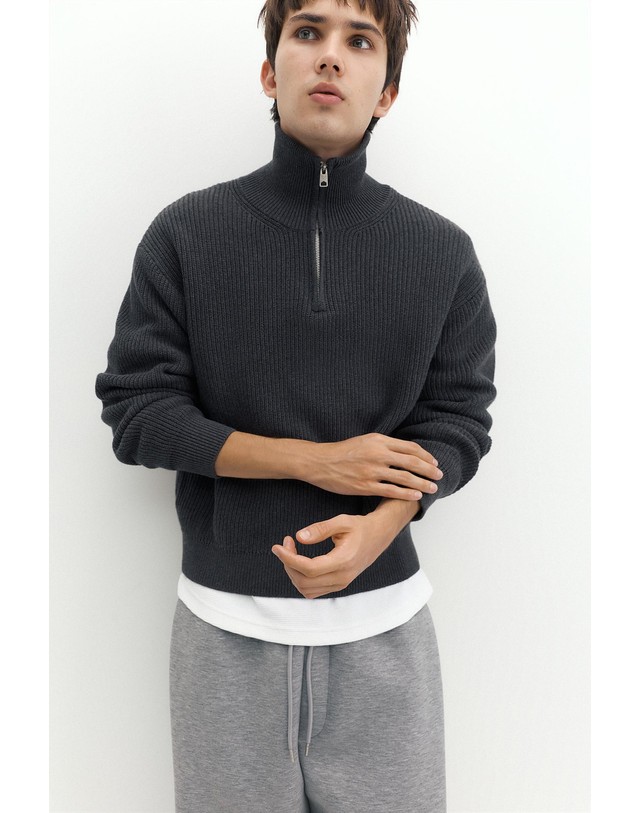 풀앤베어 풀앤베어 쿼터집업 코튼 니트 스웨터 7540/505 DARK ANTHRACITE 그레이 착용컷