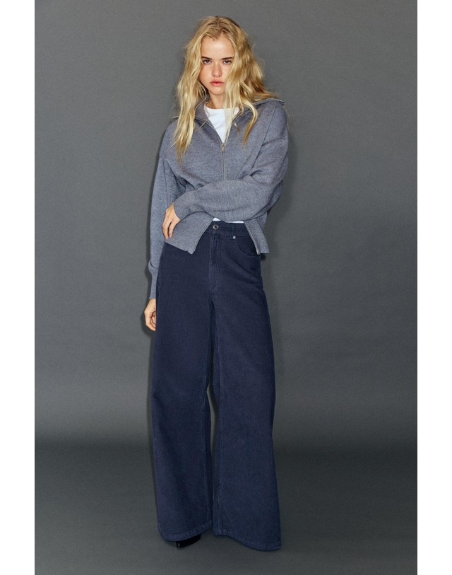 풀앤베어 풀앤베어 하이라이즈 코듀로이 와이드 팬츠 7670/376 GREY BLUE 네이비 착용컷