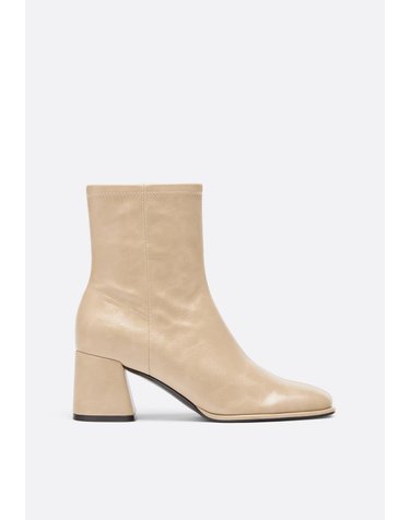 스트라디바리우스 블록힐 라운드토 앵클 부츠 9906/871/102 BEIGE