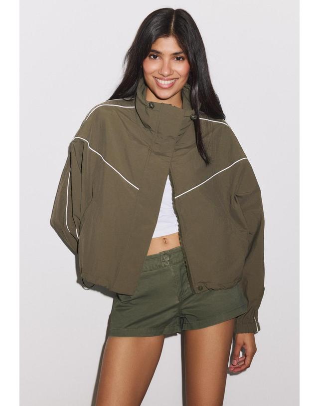 스트라디바리우스 스트라디바리우스 테크니컬 파이핑 바람막이 자켓 7620/250/550 KHAKI 카키 착용컷