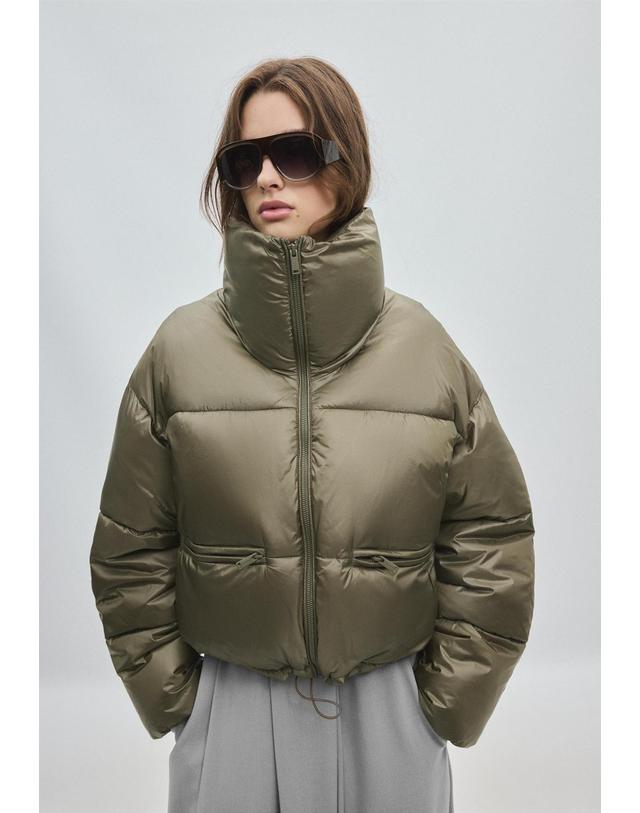 스트라디바리우스 스트라디바리우스 샤이니 크롭 하이넥 패딩 자켓 5600/101/550 KHAKI 카키 착용컷