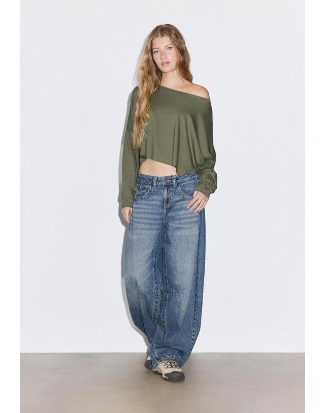 스트라디바리우스 스트라디바리우스 오버핏 크롭 라운드넥 긴팔 티셔츠 8073/500/550 KHAKI 카키 착용컷