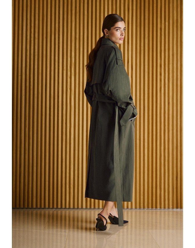 스트라디바리우스 스트라디바리우스 오버사이즈 롱 트렌치 코트 5843/156/550 KHAKI 카키 착용컷