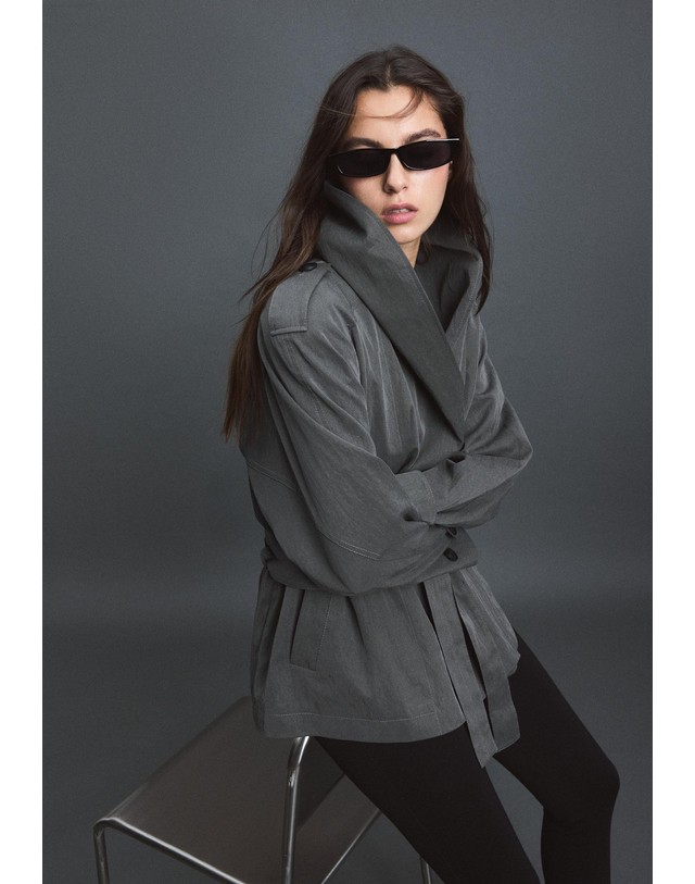 스트라디바리우스 스트라디바리우스 숄넥 벨트 숏 트렌치 코트 5782/100/250 DARK GREY 그레이 착용컷