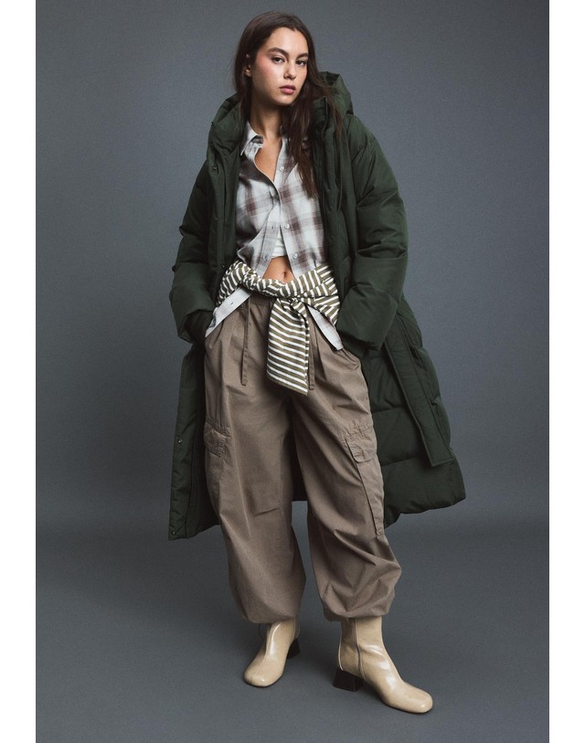 스트라디바리우스 스트라디바리우스 벨트 후드 다운 롱 패딩 코트 5896/121/550 KHAKI 카키 착용컷