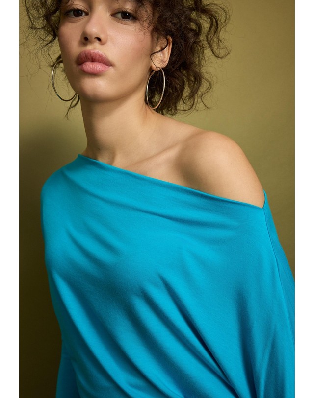 스트라디바리우스 스트라디바리우스 비대칭 모달 긴팔 티셔츠 6681/966/050 TURQUOISE 블루 착용컷