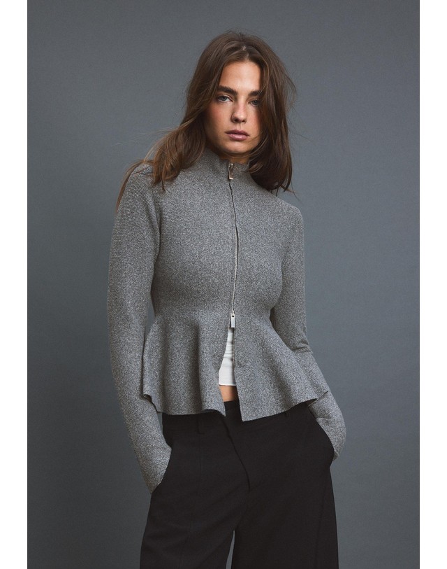 스트라디바리우스 스트라디바리우스 페플럼 집업 니트 스웨터 5078/411/250 CHARCOAL GREY 그레이 착용컷