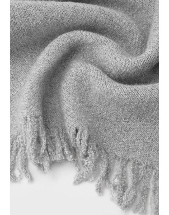 스트라디바리우스 스트라디바리우스 프린지 케이프 삼각 스카프 4022/211/250 CHARCOAL GREY 그레이 착용컷