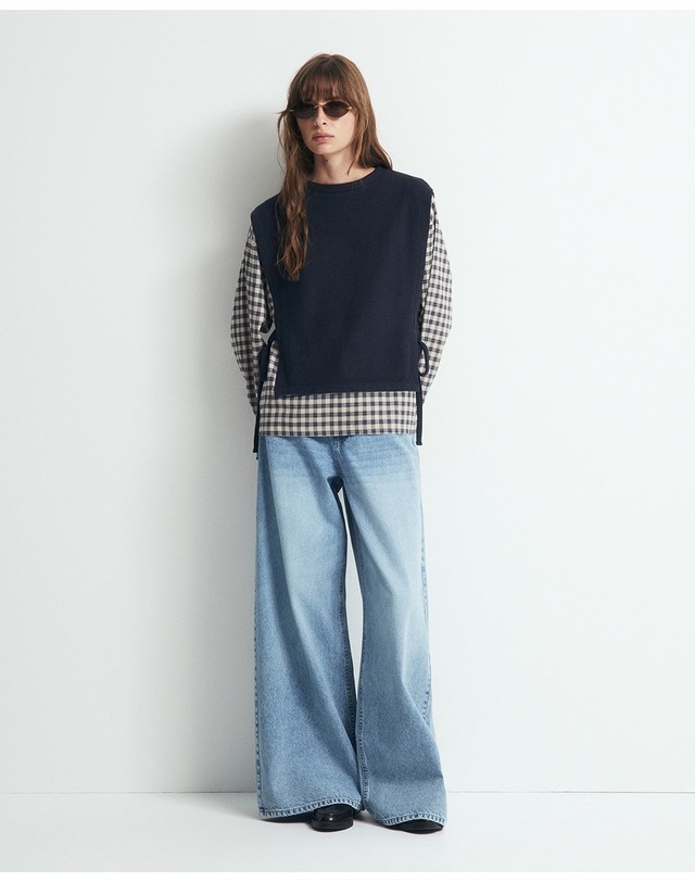 스페라 스페라 니트 조끼 레이어드 긴팔 티셔츠 50662300495 AZUL MARINO 네이비 착용컷