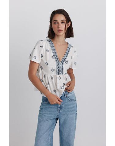 스프링필드 페플럼 브이넥 자수 반팔 블라우스 6814848 BLANCO