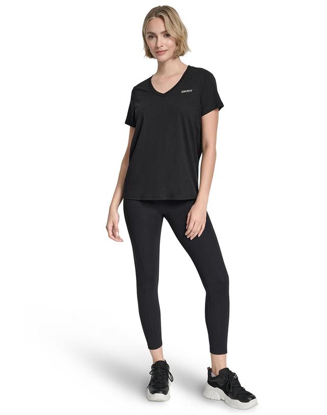 꼬르떼피엘 디케이엔와이 DKNY 로고 브이넥 반팔 티셔츠 블랙 0143334 NEGRO 착용컷