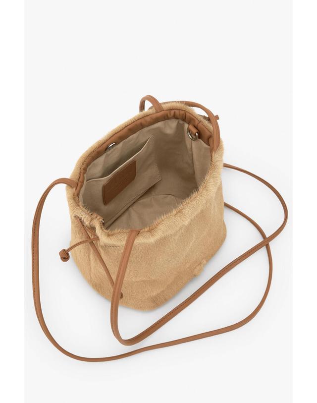 꼬르떼피엘 주비 퍼 스트링 미니 크로스 버킷백 5510782 BEIGE 베이지 착용컷
