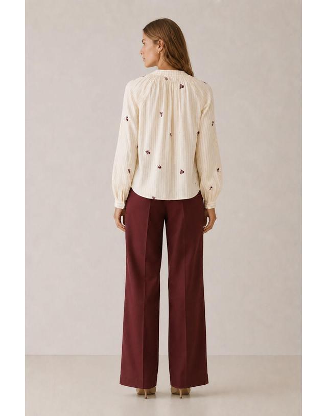 꼬르떼피엘 빌라 플로럴 자수 스트라이프 블라우스 4314162 BEIGE 아이보리 착용컷