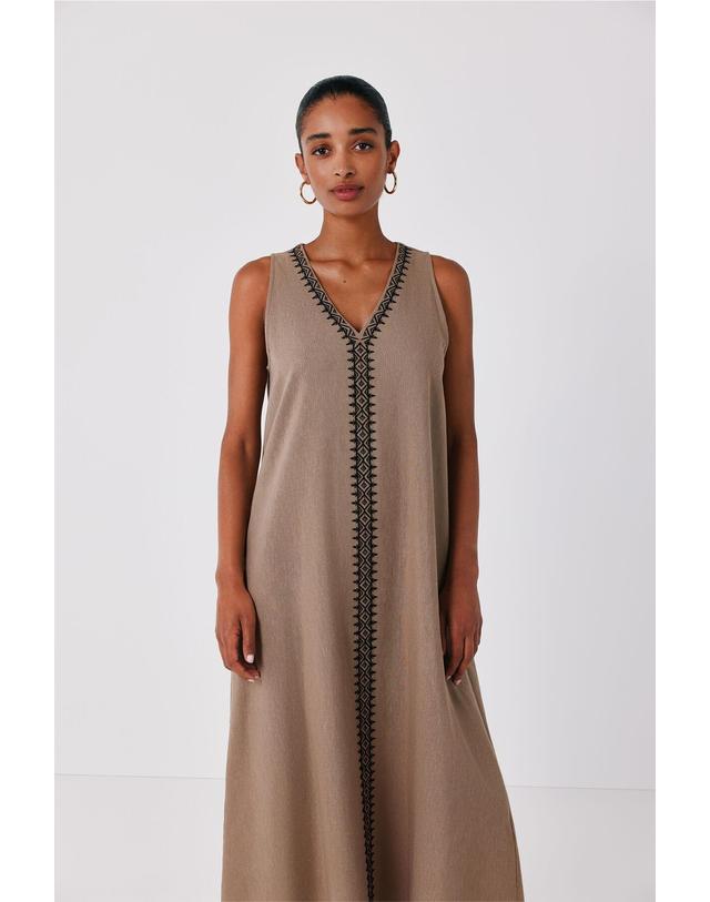 꼬르떼피엘 꼬르떼피엘 자수 브이넥 민소매 롱 원피스 1874475 BEIGE 베이지 착용컷