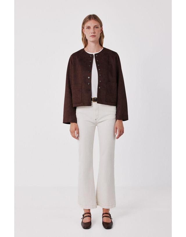 꼬르떼피엘 꼬르떼피엘 스웨이드 이펙트 크롭 자켓 6614811 MARRON OSCURO 초콜릿 착용컷