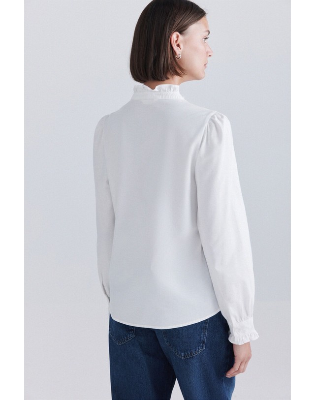 꼬르떼피엘 스프링필드 러플 마오칼라 긴팔 셔츠 6794274 BLANCO 착용컷