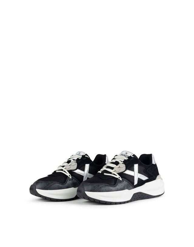 꼬르떼피엘 무니치 청키 플랫폼 스니커즈 1524925 NEGRO 블랙 착용컷