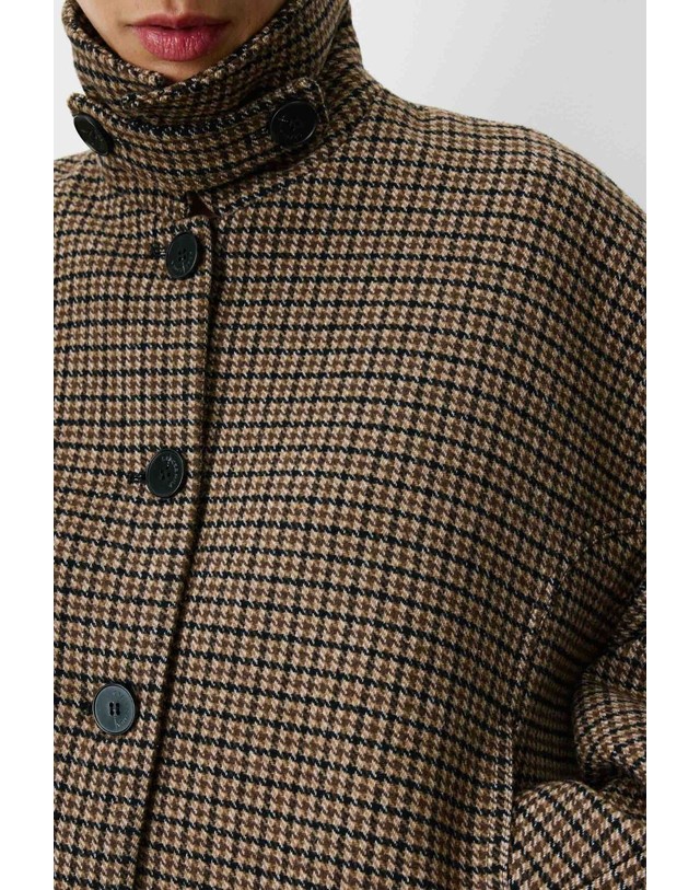 꼬르떼피엘 그레이스앤밀라 체크 울 혼방 버튼 숏 코트 5244369 ESTAMPADO BEIGE 베이지 착용컷