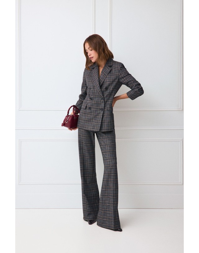 꼬르떼피엘 티에프피 체크 더블버튼 슬림핏 블레이저 0834461 AZUL 그레이 착용컷