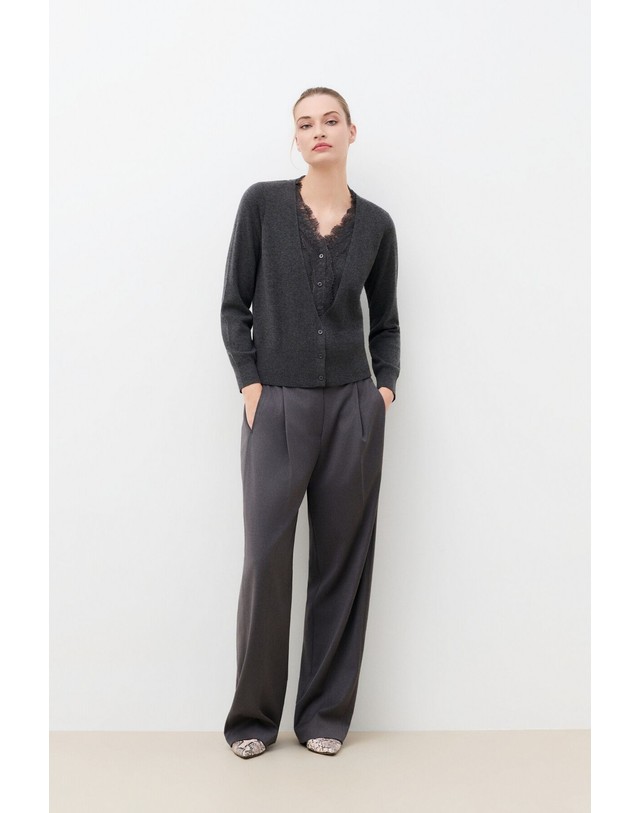 꼬르떼피엘 카롤 울 혼방 브이넥 가디건 3764460 GRIS 그레이 착용컷