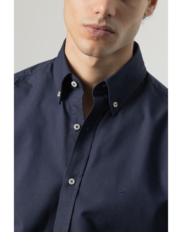 꼬르떼피엘 푸로에고 옥스포드 코튼 긴팔 셔츠 8304154 AZUL MARINO 네이비 착용컷