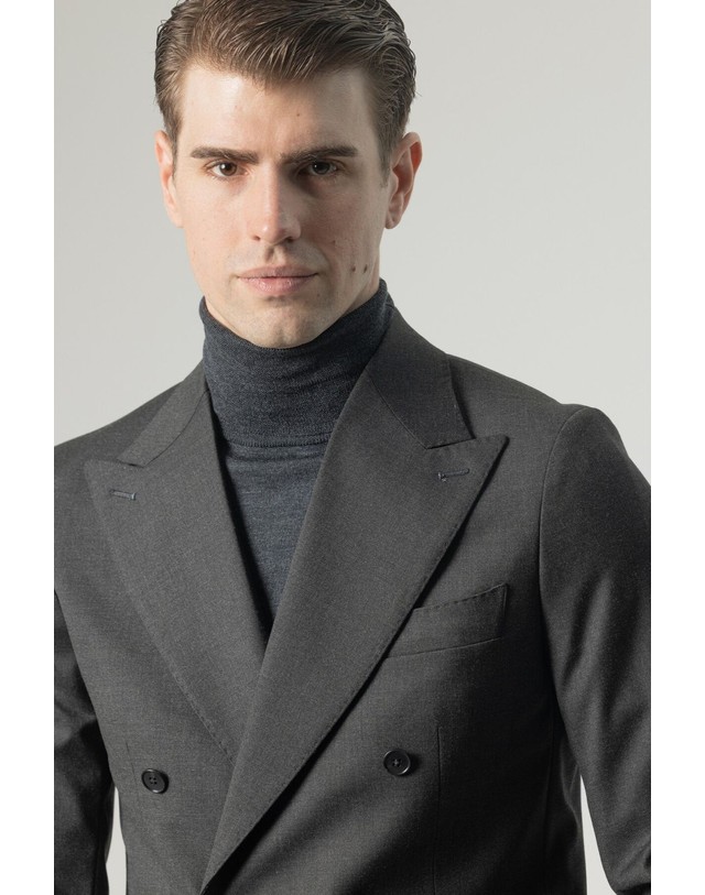 꼬르떼피엘 푸로에고 슬림핏 더블브레스트 수트 셋업 8314146 GRIS OSCURO 그레이 착용컷
